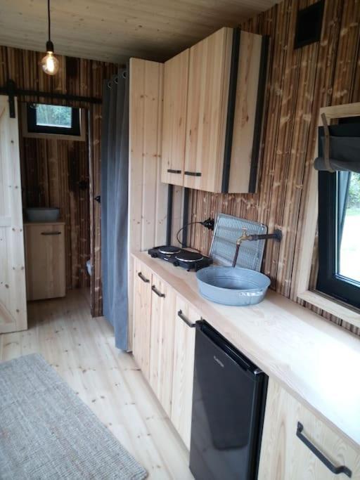 Tiny House Calido Villa Apelern Luaran gambar
